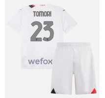 AC Milan Fikayo Tomori #23 Koszulka Wyjazdowa dzieci 2023-24 Krótki Rękaw (+ krótkie spodenki)