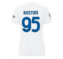 Inter Milan Alessandro Bastoni #95 Koszulka Wyjazdowa damskie 2023-24 Krótki Rękaw