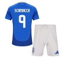 Włochy Gianluca Scamacca #9 Koszulka Podstawowa dzieci ME 2024 Krótki Rękaw (+ krótkie spodenki)
