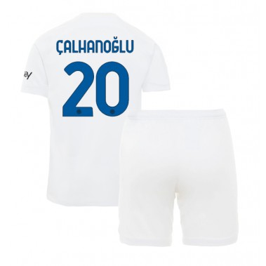 Inter Milan Hakan Calhanoglu #20 Koszulka Wyjazdowa dzieci 2023-24 Krótki Rękaw (+ krótkie spodenki)